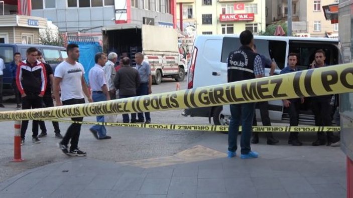Kırıkkale'de eski eşini kızının gözü önünde öldürdü