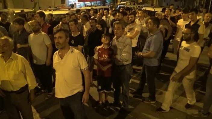 Bursa’da 250 kişilik grup, bir erkek ve kadını darbetti
