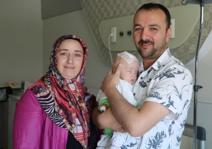 Kayseri'de prematüre doğan bebeğe beyin ameliyatı