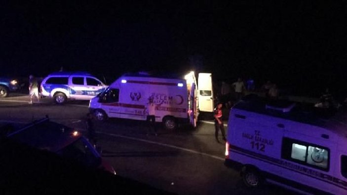 Antalya'da tur otobüsü devrildi: 1 ölü 29 yaralı