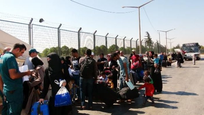 Bayram dönüşü yapan Suriyeli sayısı 25 bini geçti