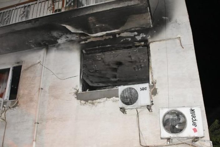 İzmir'de buzdolabı patladı, ev harabeye döndü: 1 yaralı