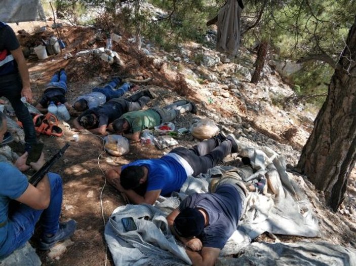 Antalya'da kaçak kazıya suçüstü: 7 gözaltı