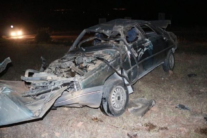 Adana'da kontrolden çıkan otomobil takla attı: 8 yaralı