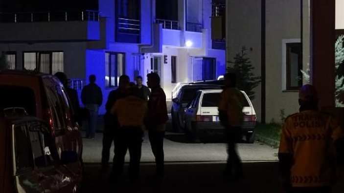 Düzce'de 12 yaşındaki çocuk tabancayla oynarken öldü