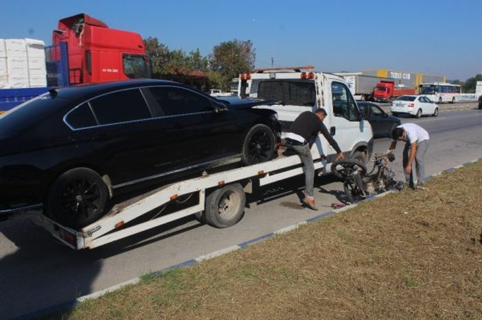 Kocaeli’de otomobil motosiklete çarptı: 1 ölü