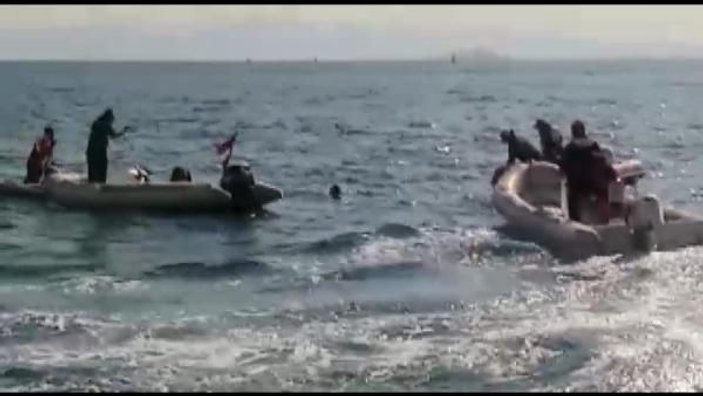 Kadıköy'de bir kadın, vapurdan denize atladı