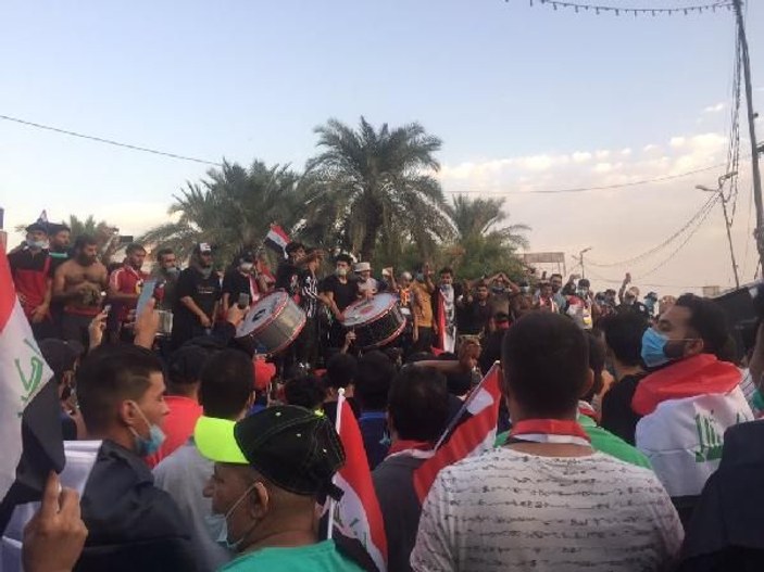 Irak’ta protestolar devam ediyor: 63 ölü, 3 binden fazla yaralı -1