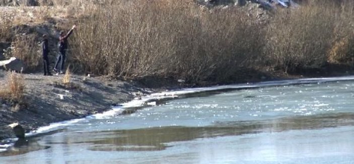 Kura Nehri'nin yüzeyi buz tuttu -2
