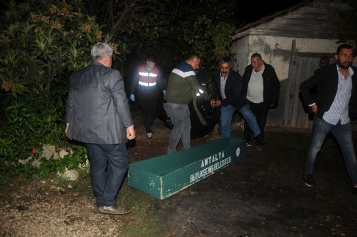 Antalya’da  kadın cinayeti: 1 ölü, 2 yaralı -1