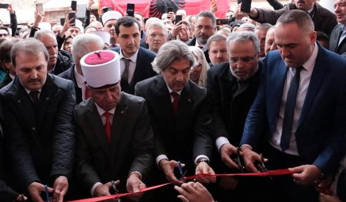 Türkiye'nin restore ettirdiği Makedonya'daki cami, törenle açıldı -3