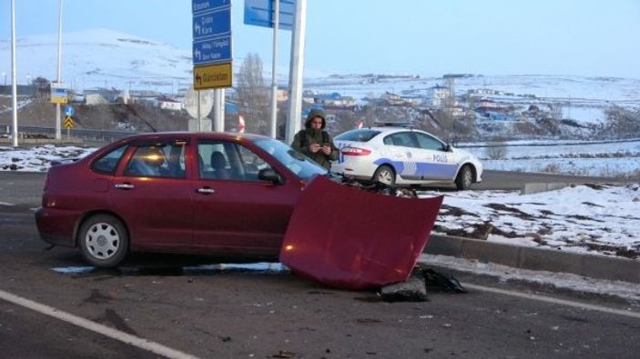 Ardahan’da trafik kazası: 4 yaralı -7
