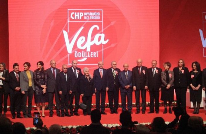 CHP Genel Başkanı Kılıçdaroğlu partisinin ‘Vefa Ödülleri’ programına katıldı -4