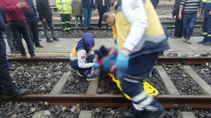 Tren raylarında feci kaza: 1 ölü -3