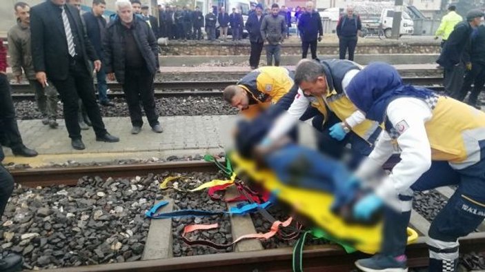 Tren raylarında feci kaza: 1 ölü -2