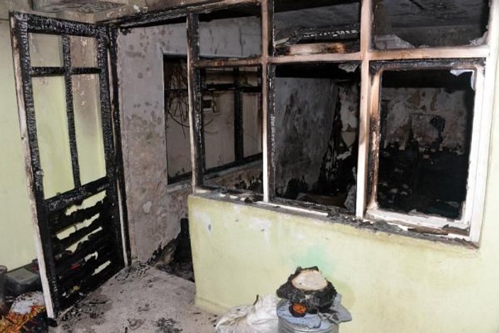 Ev yandı; 7 kişilik aile dumandan etkilendi -7