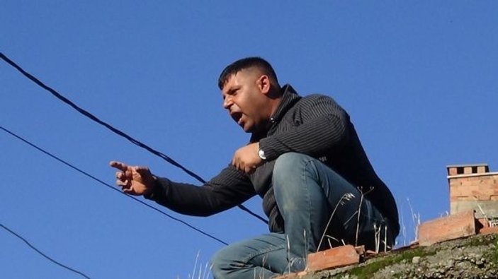 Diyarbakır’da mahalle sakinleri, çevik kuvvet ekibine ’tarihi’ taşlarla saldırdı -2