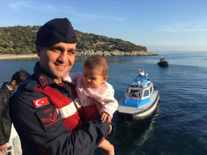 İzmir’de 28’i çocuk 60 düzensiz göçmen yakalandı -2