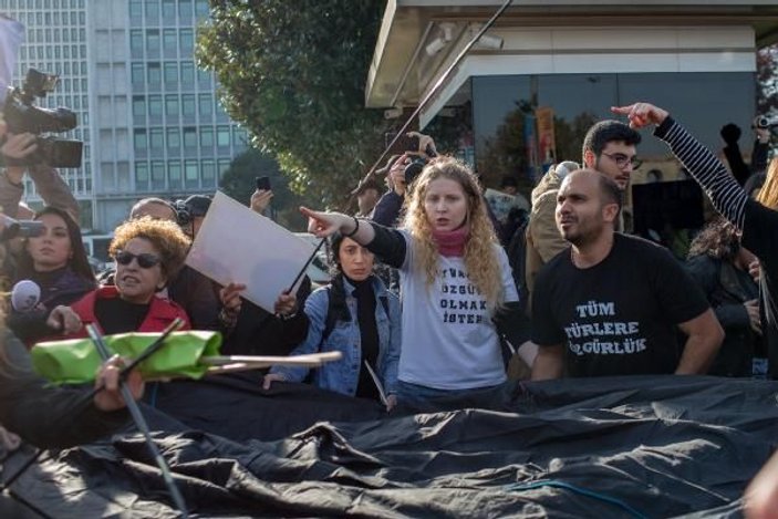 İBB önünde fayton protestosu; hayvanseverler çadır kurdu -5