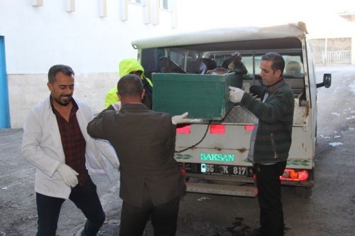 İran sınırında erkek cesedi bulundu -4