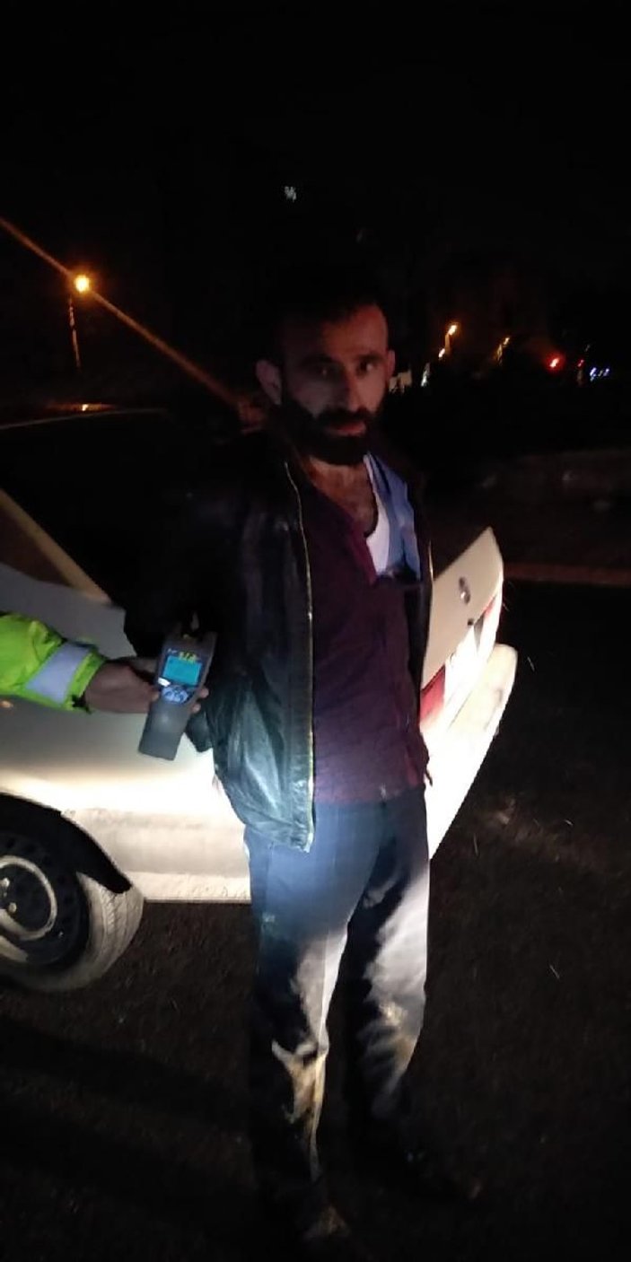 Polis araçlarına çarpan alkollü sürücüye 10 bin lira ceza -3