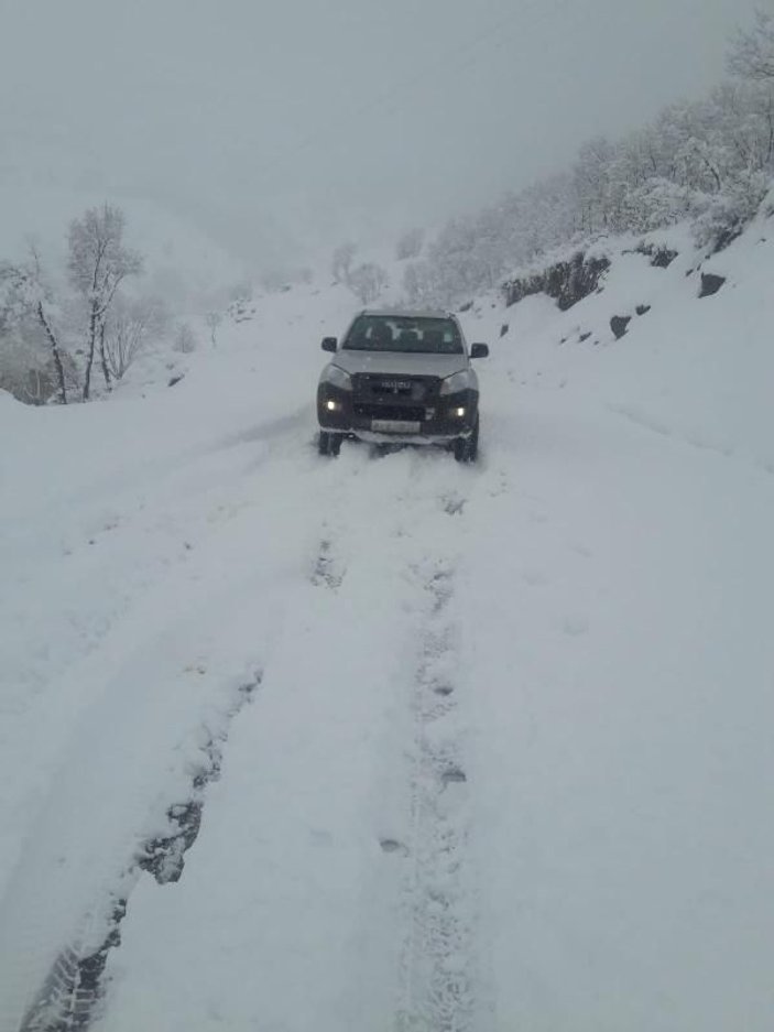 Bingöl'de 28 köy yolu kardan kapandı -2
