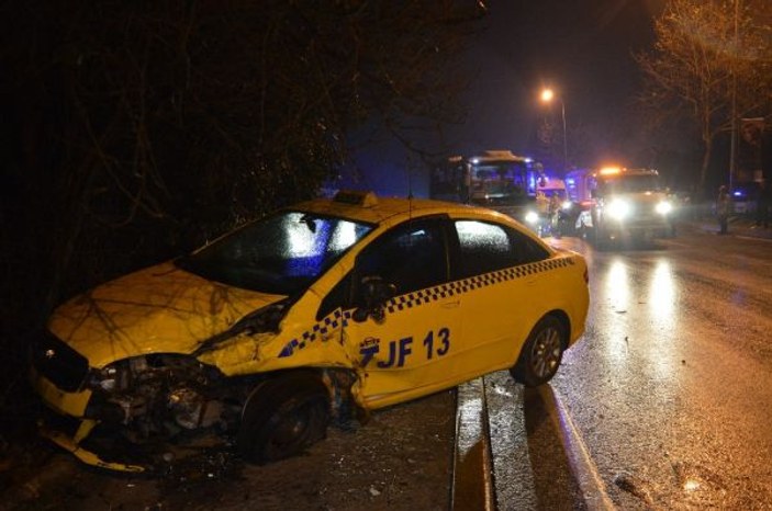 Sarıyer’de ters yönde giden alkollü sürücü kaza yaptı