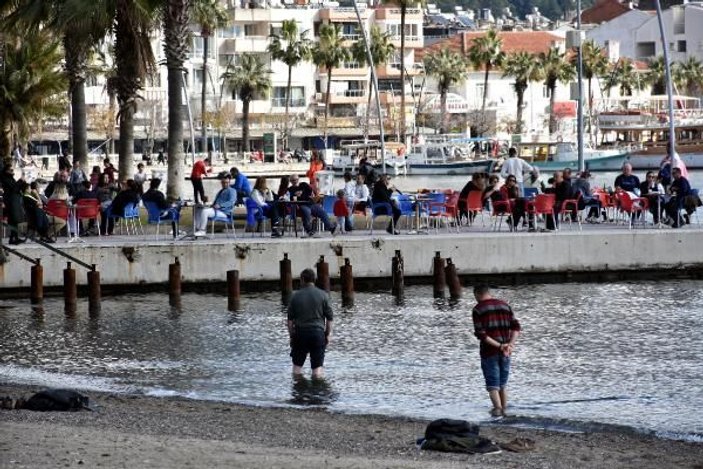 Marmaris'te ocakta bahar havası; sahil ve parklar doldu -1