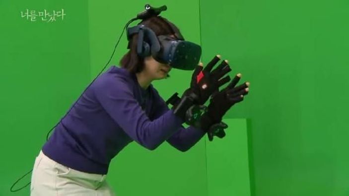 Ölen kızıyla sanal gerçeklikte buluştu