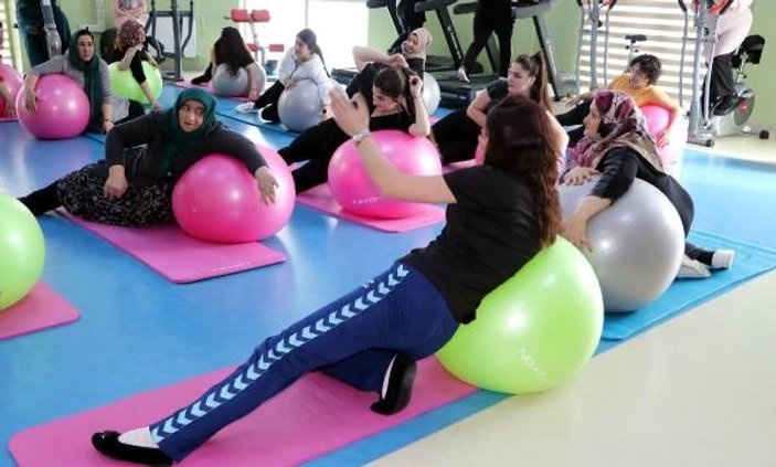 Vanlı kadınlar, pilatese yoğun ilgi gösteriyor -10