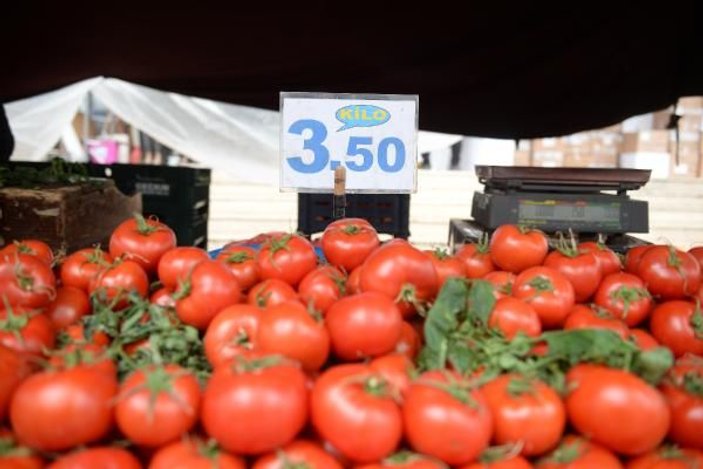 Sebze ve meyve fiyatları düştü ama pazarlar boş kaldı -9