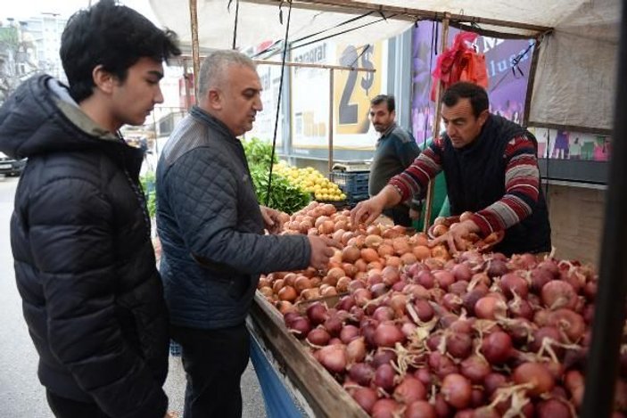 Sebze ve meyve fiyatları düştü ama pazarlar boş kaldı -4