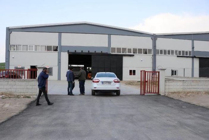 Kavga ettikleri kişilerden özür dilemeye gelince gözaltına alındılar -6