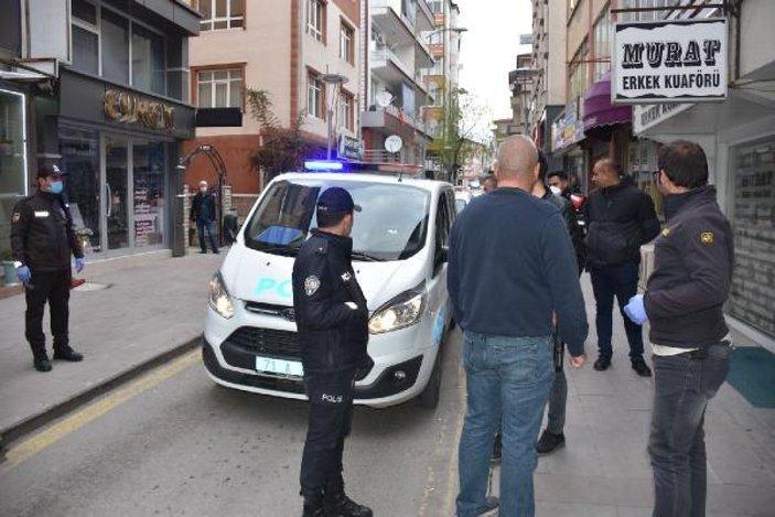 Kırıkkale'de, kaçak çalıştırılan kahvehaneye baskın: 16 gözaltı -1