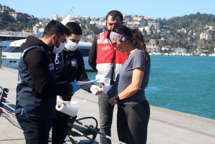 Beşiktaş'ta polis yasağa rağmen sahilde yürüyenlere işlem yaptı -6