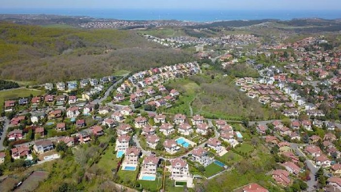 Koronavirüs nedeniyle Zekeriyaköy'de kiralık eşyalı evlere talep arttı (havadan fotoğraflarla)  -1