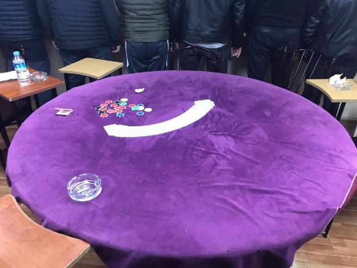 d Ankara'da kumar oynayan 13 kişiye 56 bin lira ceza