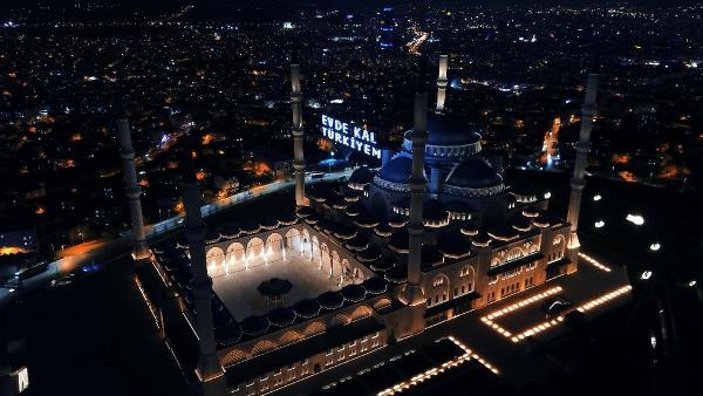 Çamlıca Camisi'nin Ramazan mahyası havadan görüntülendi -6