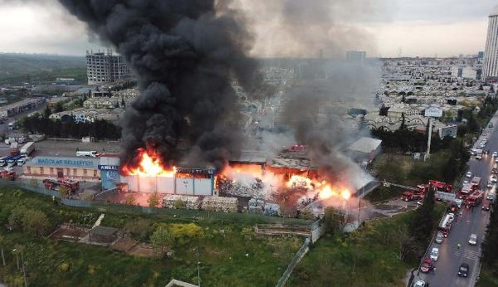 İSTOÇ'ta katı atık tesisi alev alev yanıyor (3) -3