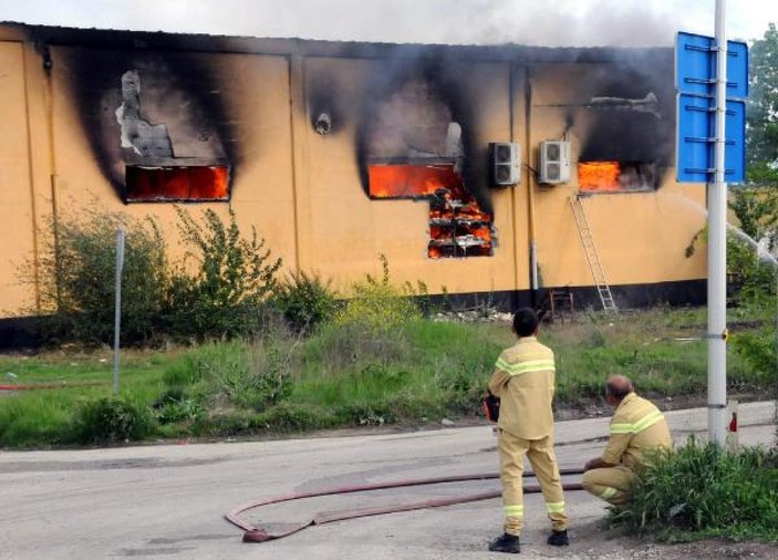 Edirne'de, yapı market deposunda yangın (2) -2