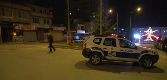 Uşak'ta iki kişi arasında çıkan tartışma silahlı kavgaya dönüştü: 1 yaralı -2