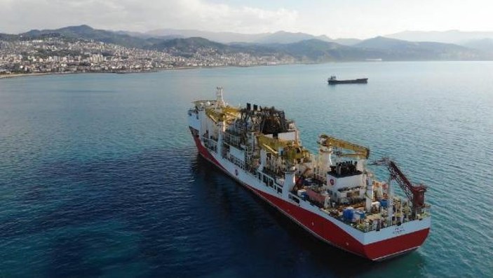 Tükiye'nin illk yerli sondaj gemisi Fatih, Trabzon'da