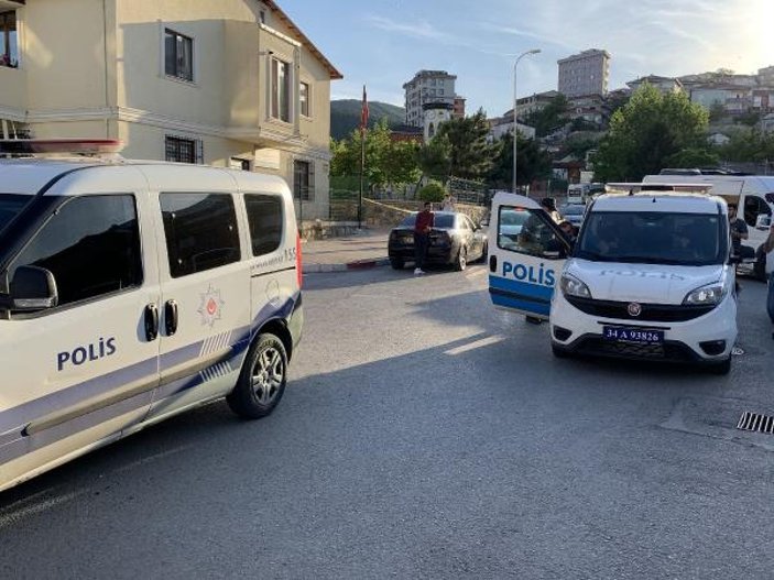Sultanbeyli'de pompalı dehşeti: 1 ölü 3 yaralı -2