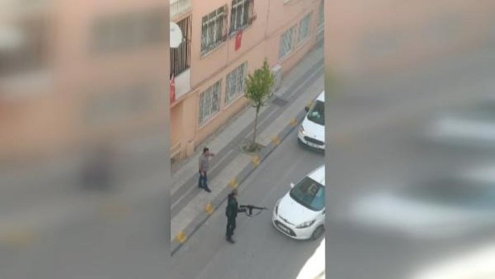 Malatya'da tüfekli saldırganı polis etkisiz hale getirdi