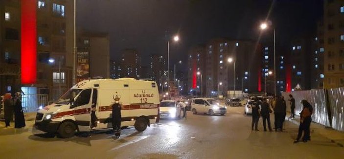 (Geniş Haber)-Başakşehir'de site yönetimi kavgası: 7 yaralı  -5