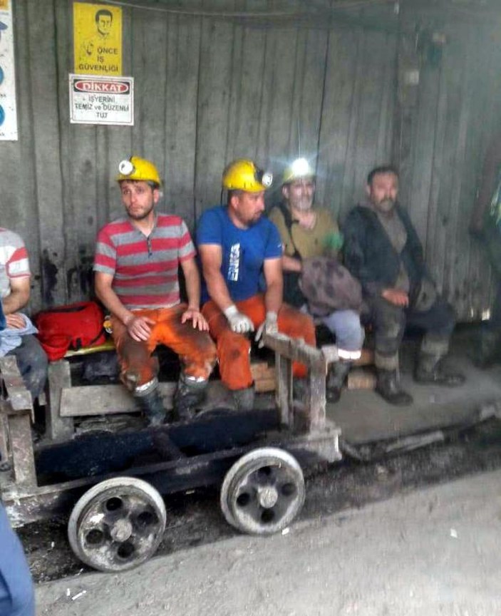Uzunköprü'de göçük altında kalan 2 işçi kurtarıldı -3
