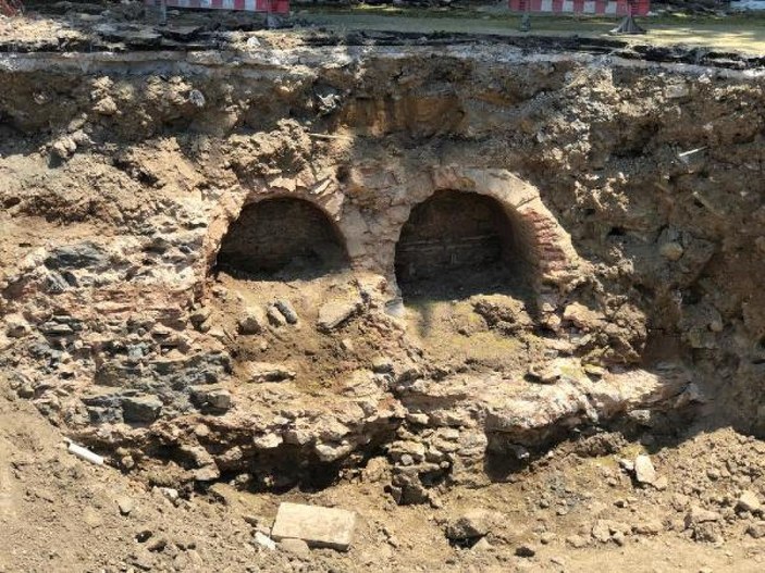 Ortaköy'deki İSKİ kazısında tarihi kalıntılar bulundu -3