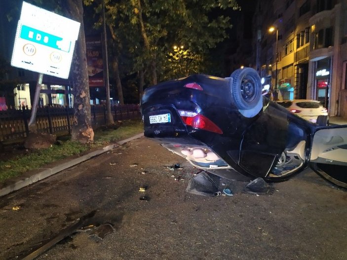 Şişli'de otomobil takla attı: 5 yaralı