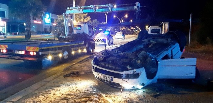 Bodrum’da kavşağa hızlı giren otomobil taklalar attı: 4 yaralı -1