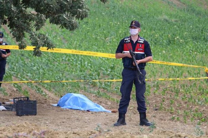 d Manisa'da ağabeyimi aldattın deyip yengesini öldürdü